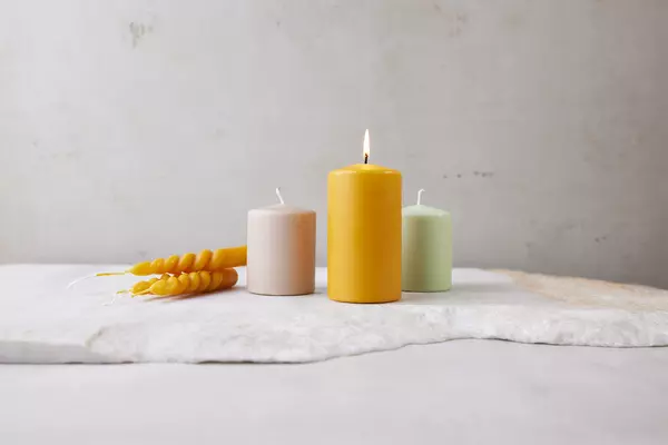 norevo_anwendung_kerze_wax